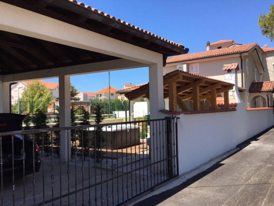 Villa Melosa Vodice Kültér fotó